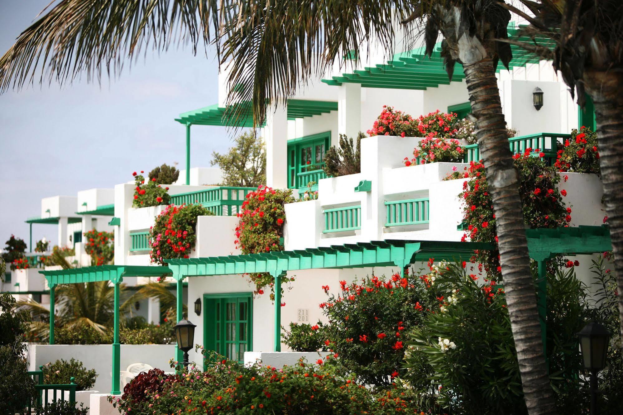 Neptuno Suites - Adults Only Costa Teguise Exterior photo